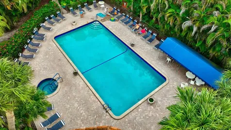 7727 La Mirada Drive Boca Raton FL 33433