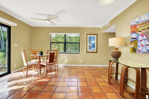 300 Inlet Way Palm Beach Shores FL 33404