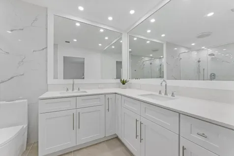 521 Ne 32nd Street Boca Raton FL 33431