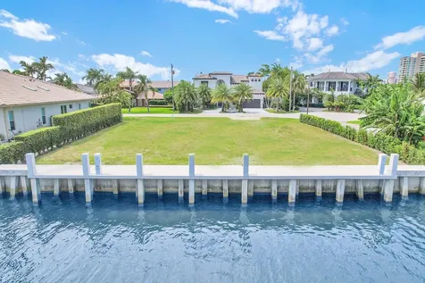 876 Forsyth Street Boca Raton FL 33487