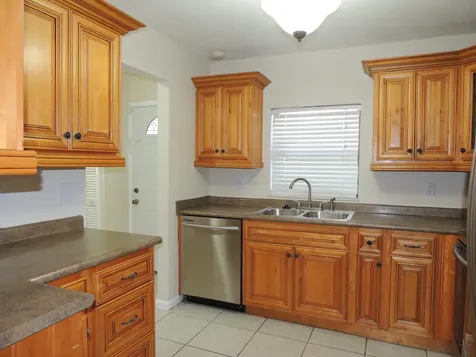 1829 Abbey Road West Palm Beach FL 33415