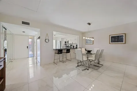 5659 Fairway Park Drive Boynton Beach FL 33437