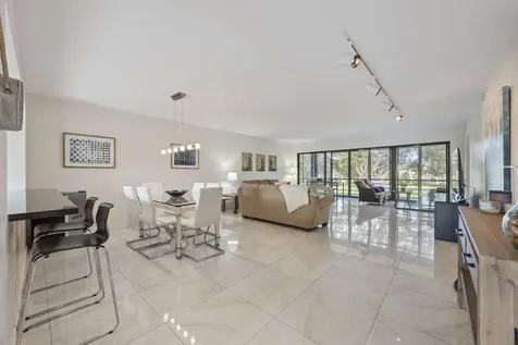 5659 Fairway Park Drive Boynton Beach FL 33437