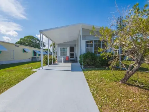 4 Oliva Road Port Saint Lucie FL 34952
