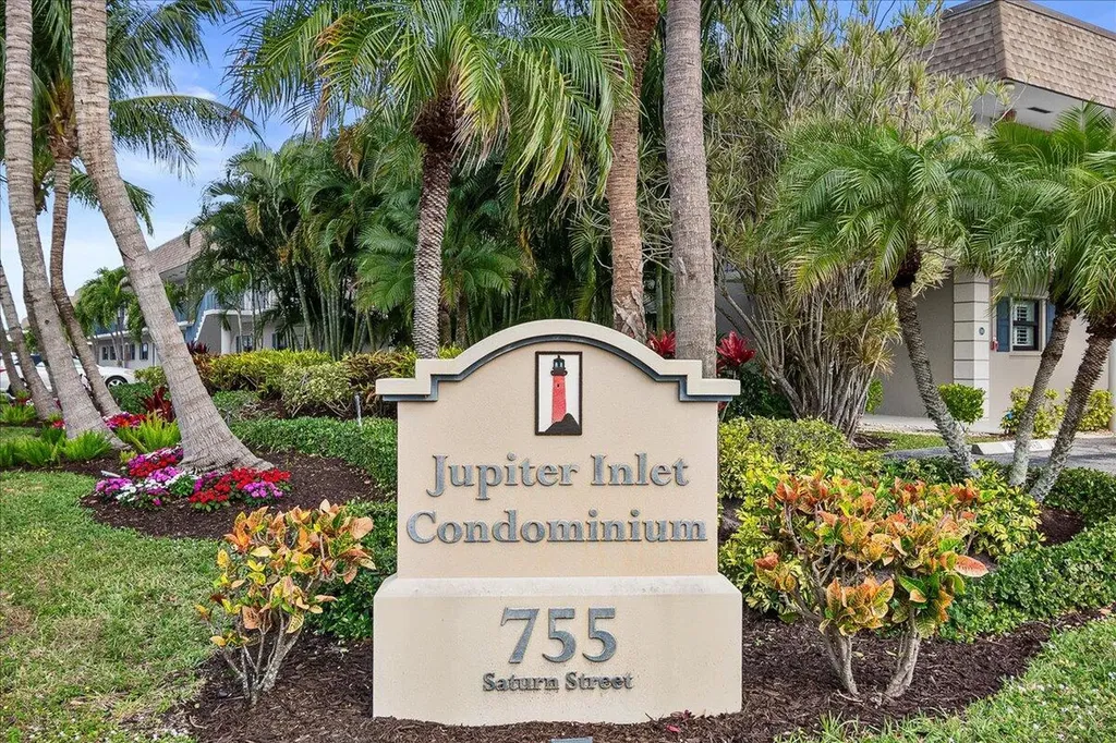 755 Saturn Street Jupiter FL 33477
