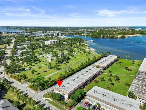 755 Saturn Street Jupiter FL 33477