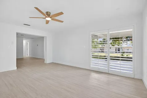208 Ne 14th Avenue Pompano Beach FL 33060