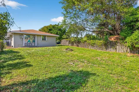 208 Ne 14th Avenue Pompano Beach FL 33060
