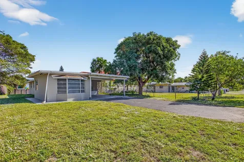 208 Ne 14th Avenue Pompano Beach FL 33060