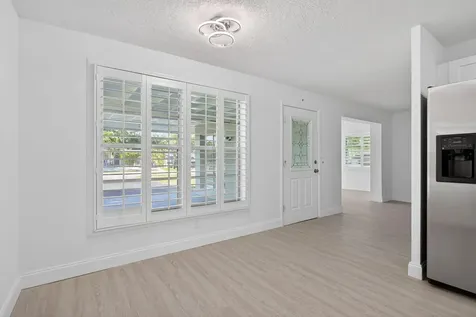 208 Ne 14th Avenue Pompano Beach FL 33060