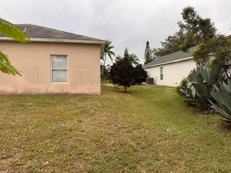 237 SW Grove Avenue Port Saint Lucie FL 34983