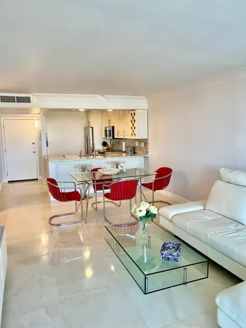 6 Royal Palm Way Boca Raton FL 33432