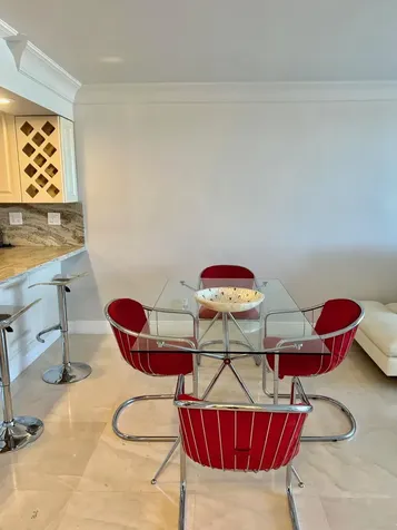6 Royal Palm Way Boca Raton FL 33432