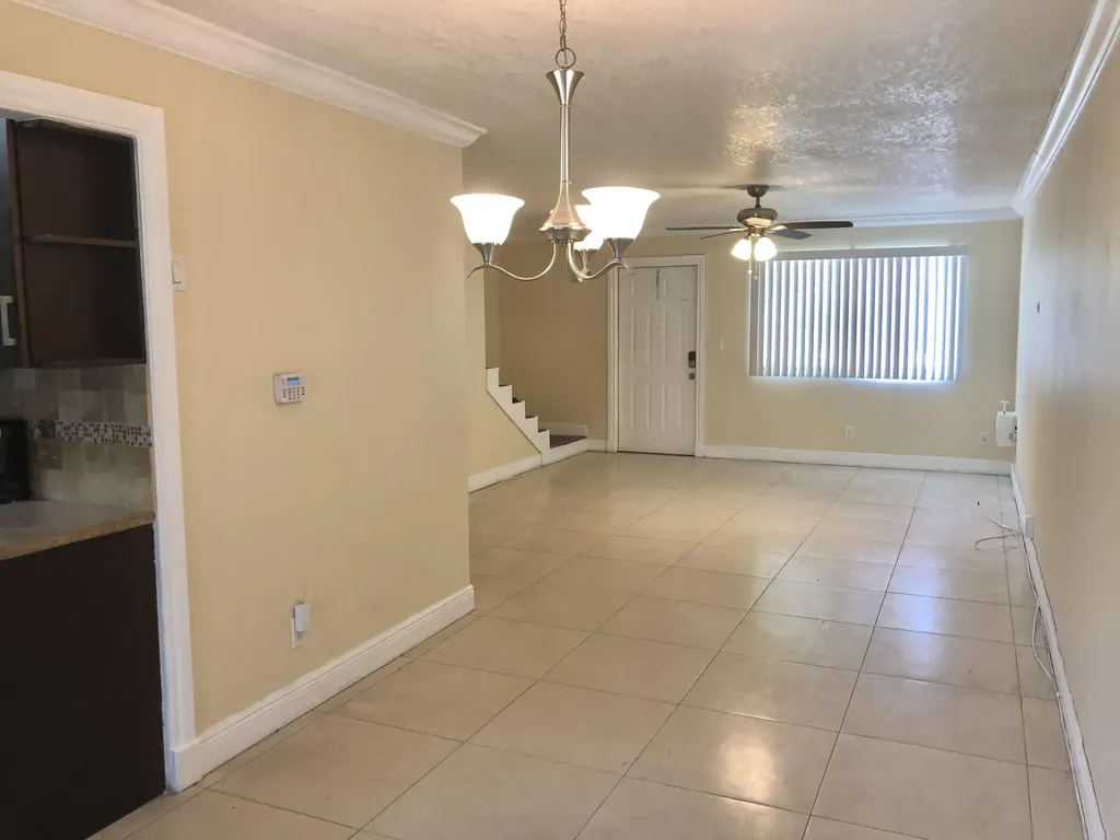 6604 Dockside Circle Greenacres FL 33463