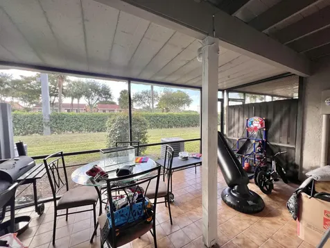 6604 Dockside Circle Greenacres FL 33463