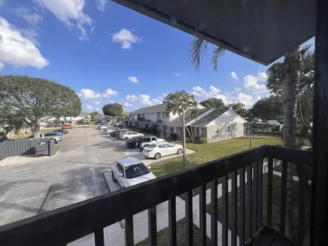 6604 Dockside Circle Greenacres FL 33463
