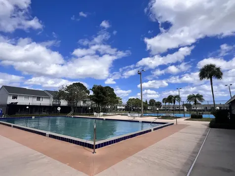 6604 Dockside Circle Greenacres FL 33463