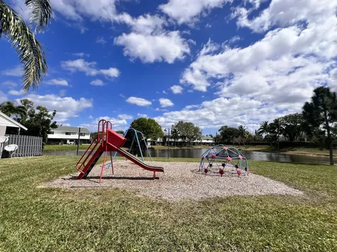 6604 Dockside Circle Greenacres FL 33463
