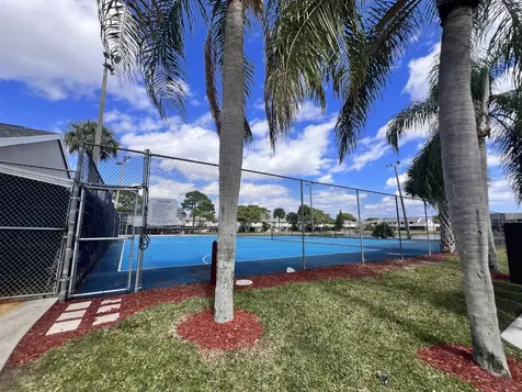 6604 Dockside Circle Greenacres FL 33463