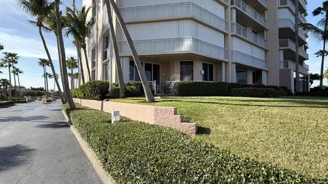 3880 N Highway A1a Hutchinson Island FL 34949