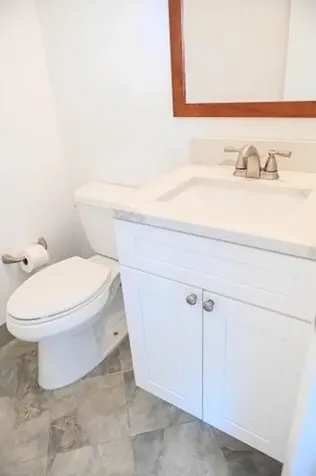 282 Burgundy F Delray Beach FL 33484
