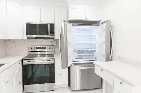 282 Burgundy F Delray Beach FL 33484
