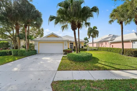 8445 E Garden Oaks Circle Palm Beach Gardens FL 33410
