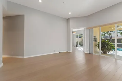 8445 E Garden Oaks Circle Palm Beach Gardens FL 33410