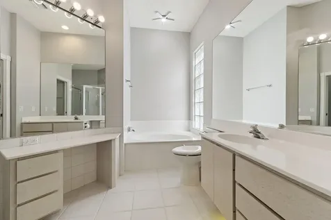 8445 E Garden Oaks Circle Palm Beach Gardens FL 33410