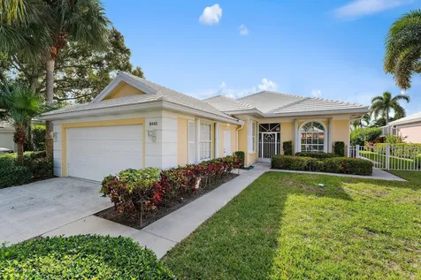 8445 E Garden Oaks Circle Palm Beach Gardens FL 33410