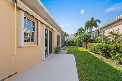 8445 E Garden Oaks Circle Palm Beach Gardens FL 33410