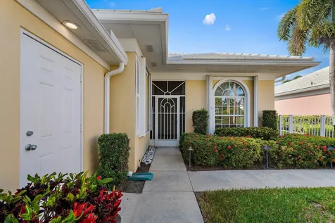 8445 E Garden Oaks Circle Palm Beach Gardens FL 33410