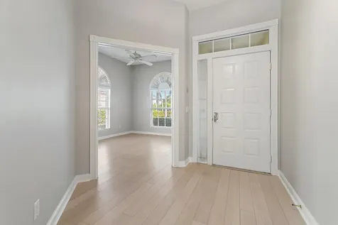 8445 E Garden Oaks Circle Palm Beach Gardens FL 33410