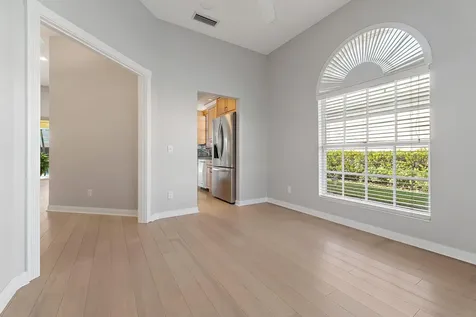 8445 E Garden Oaks Circle Palm Beach Gardens FL 33410