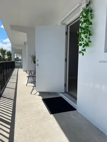 111 SE 1st Street Boynton Beach FL 33435