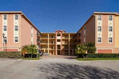 4190 Gator Greens Way Fort Pierce FL 34982