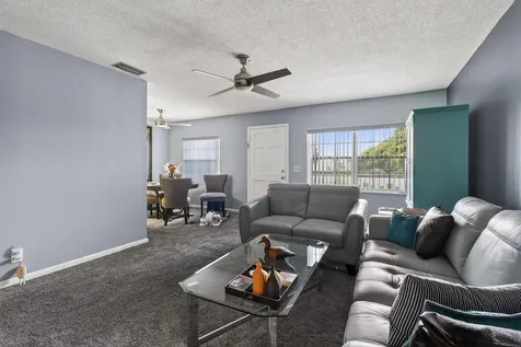 10000 Meridian Way Palm Beach Gardens FL 33410
