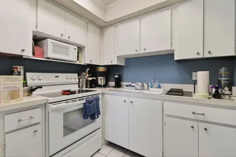10000 Meridian Way Palm Beach Gardens FL 33410