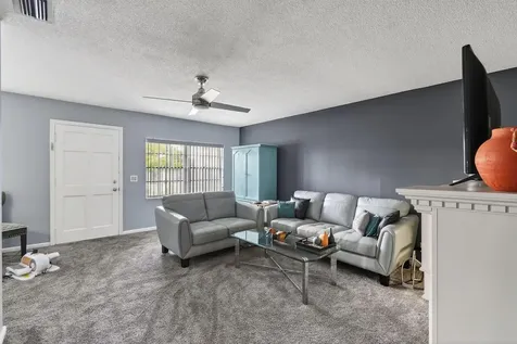 10000 Meridian Way Palm Beach Gardens FL 33410