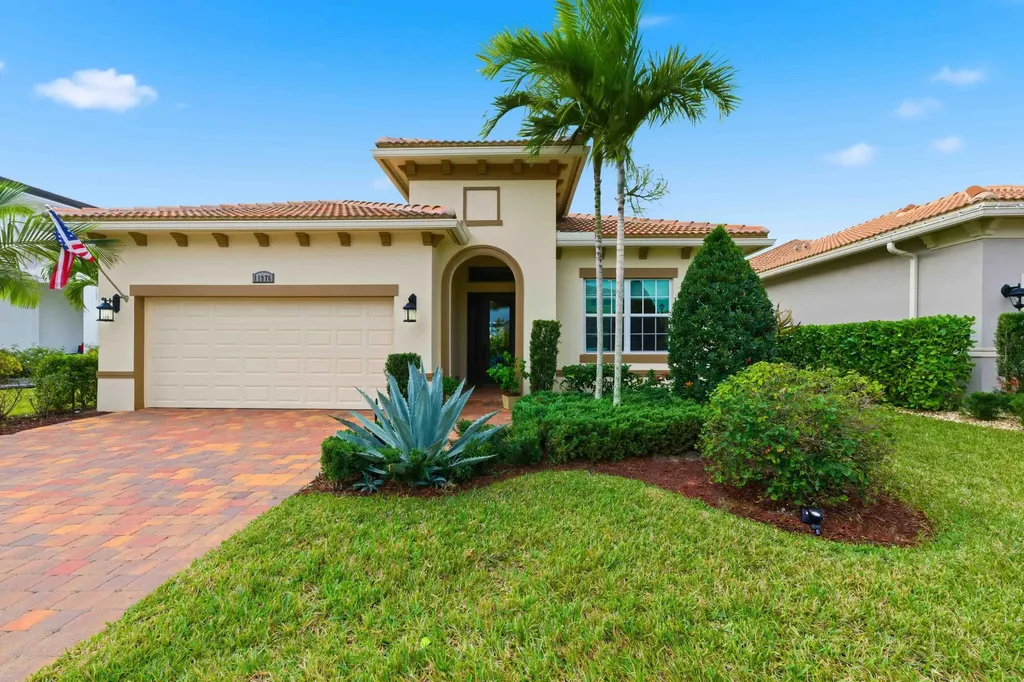 11976 Sw Vano Way Port Saint Lucie FL 34987