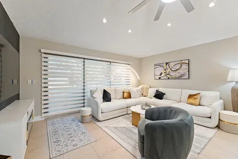 212 Club Drive Palm Beach Gardens FL 33418