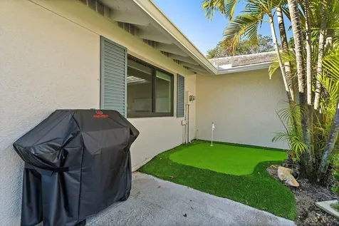 212 Club Drive Palm Beach Gardens FL 33418