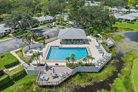 212 Club Drive Palm Beach Gardens FL 33418