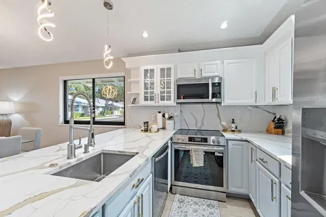212 Club Drive Palm Beach Gardens FL 33418