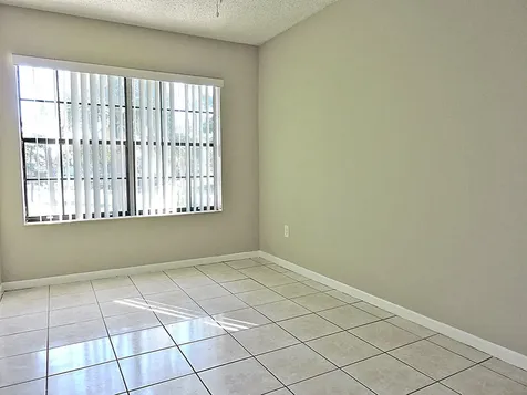 5040 Society Place West Palm Beach FL 33415
