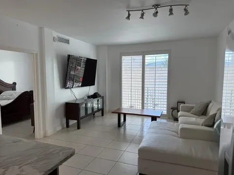 7275 Sw 90th Way Miami FL 33156
