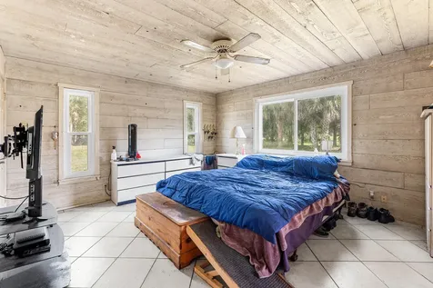 5180 Royal Palm Beach Boulevard The Acreage FL 33411