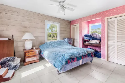 5180 Royal Palm Beach Boulevard The Acreage FL 33411