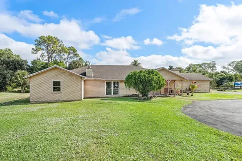 5180 Royal Palm Beach Boulevard The Acreage FL 33411