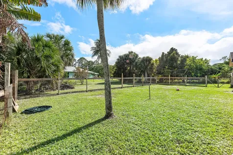 5180 Royal Palm Beach Boulevard The Acreage FL 33411